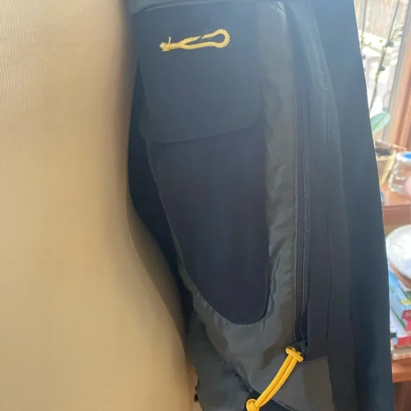 EUC!! LOLE WOMENS SKI JACKET BLACK M - Picture 5 of 16